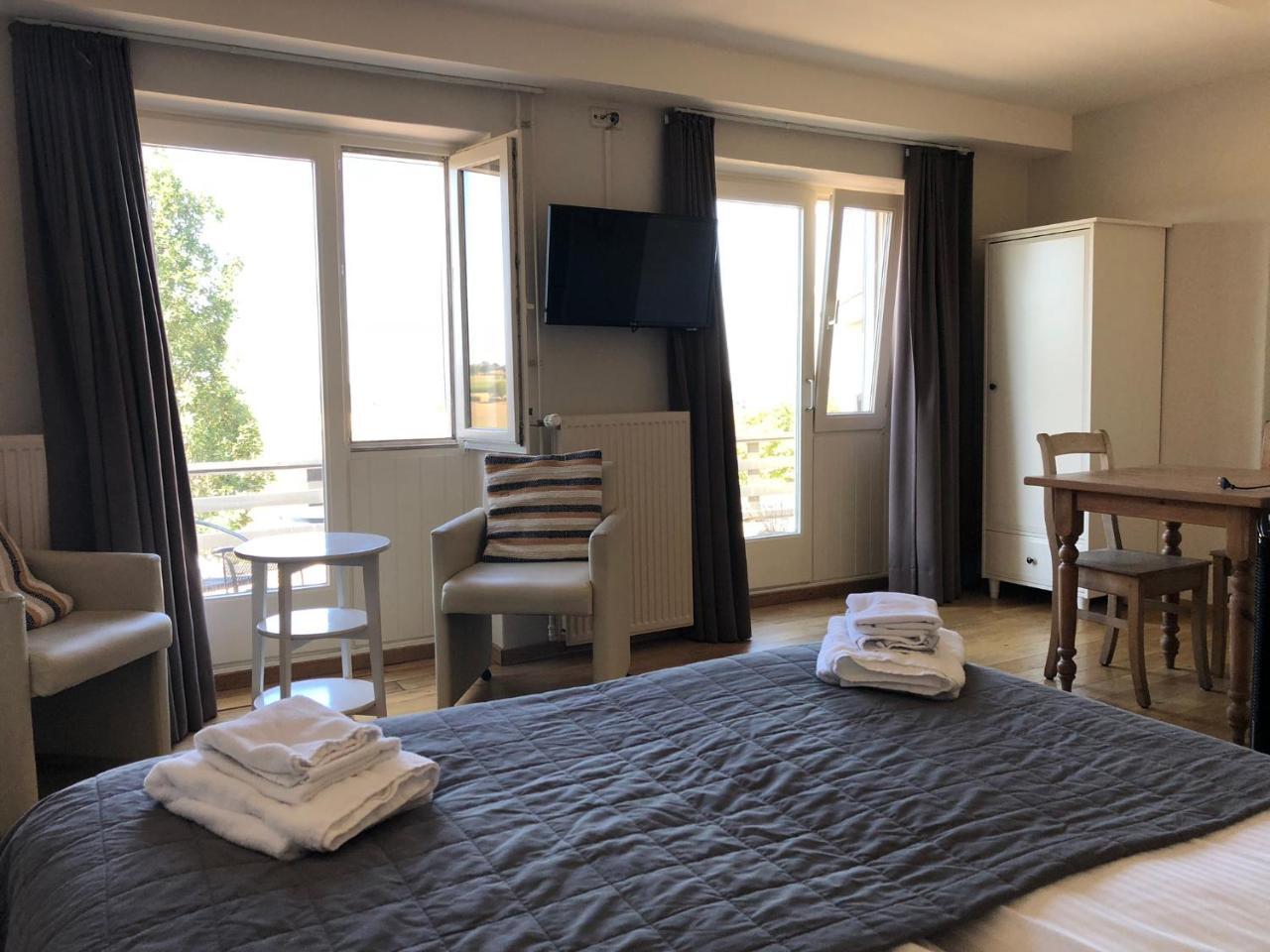 Hotel De Plank Noorbeek Bagian luar foto
