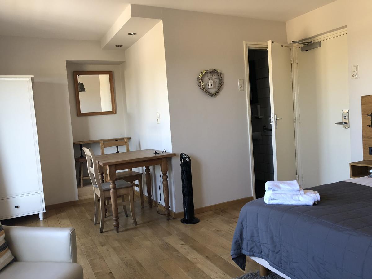 Hotel De Plank Noorbeek Bagian luar foto
